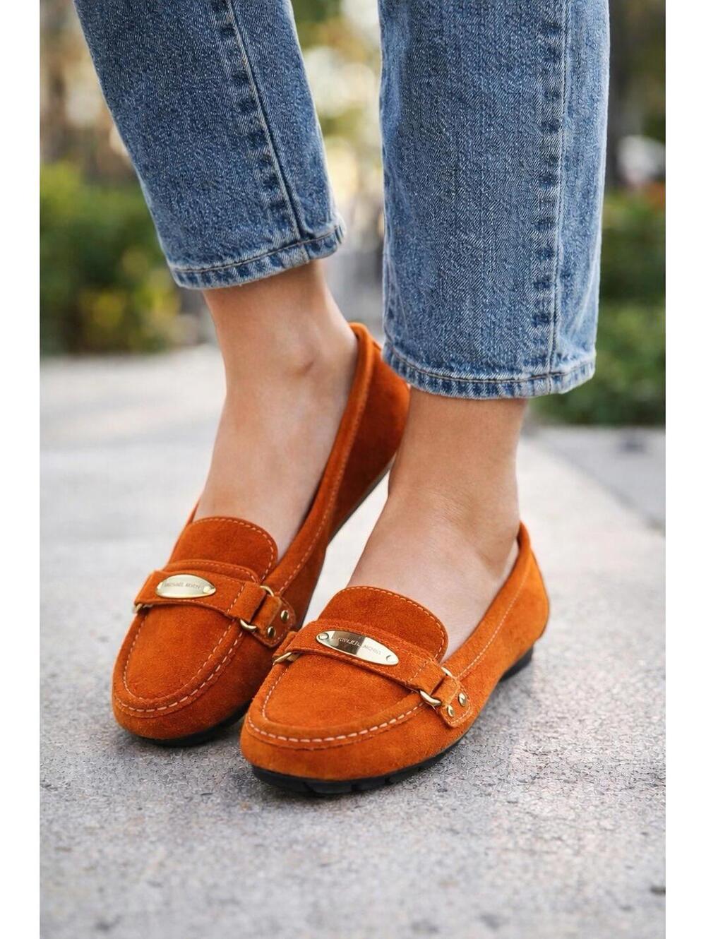 Michael Kors Driving Shoes Flats Loafers Moccasins Orange Suede Women's Size 7M